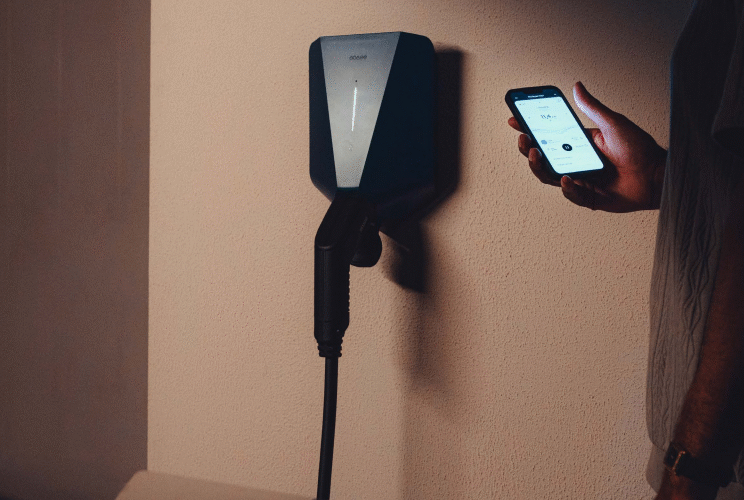 Easee elektriauto kodulaadija